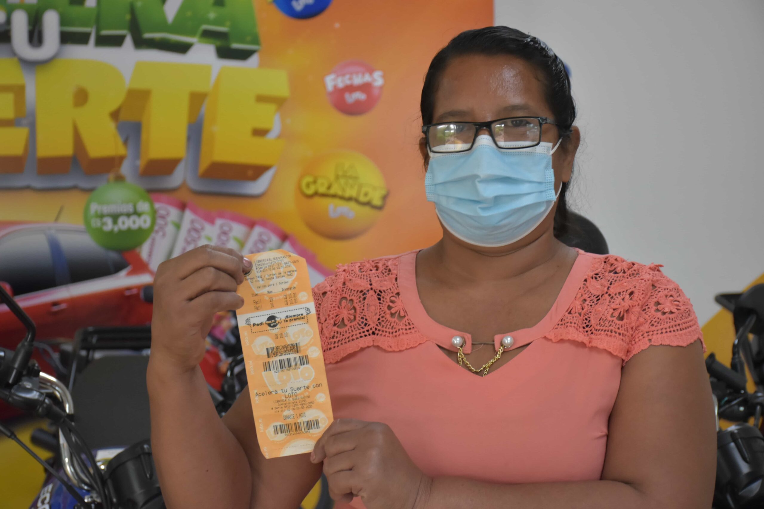 Dona Lucia, Leon