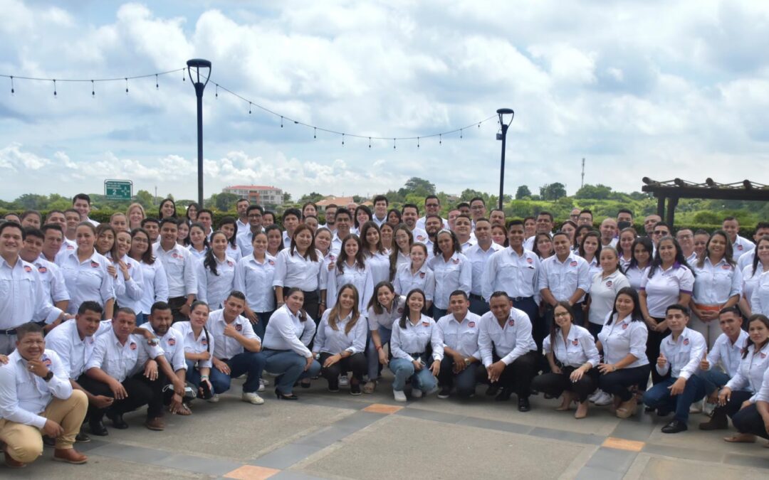 Loto Nicaragua Reúne A Todos Sus Colaboradores En El Mes Patrio